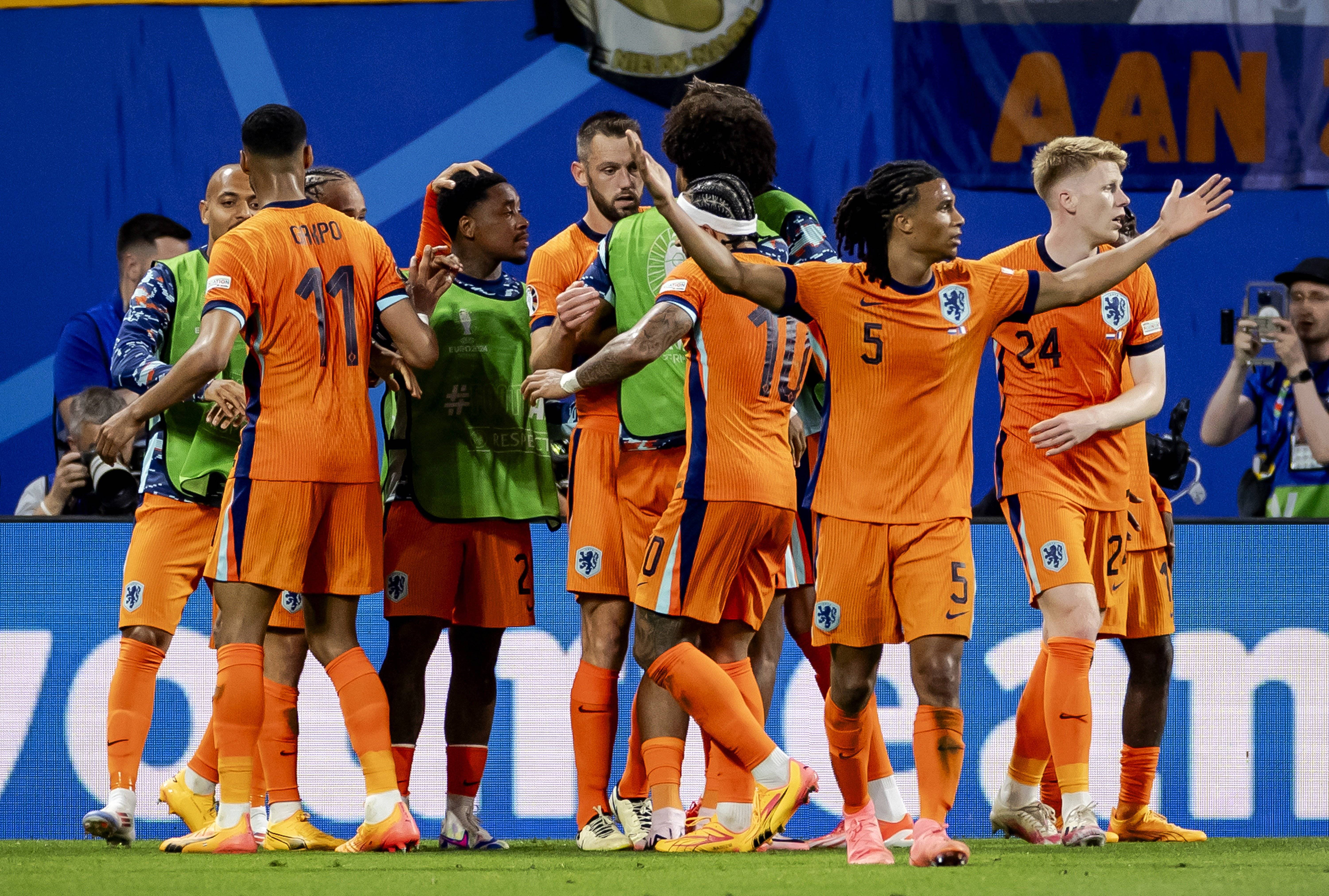 法国队力克丹麦队，马琳点燃赛场