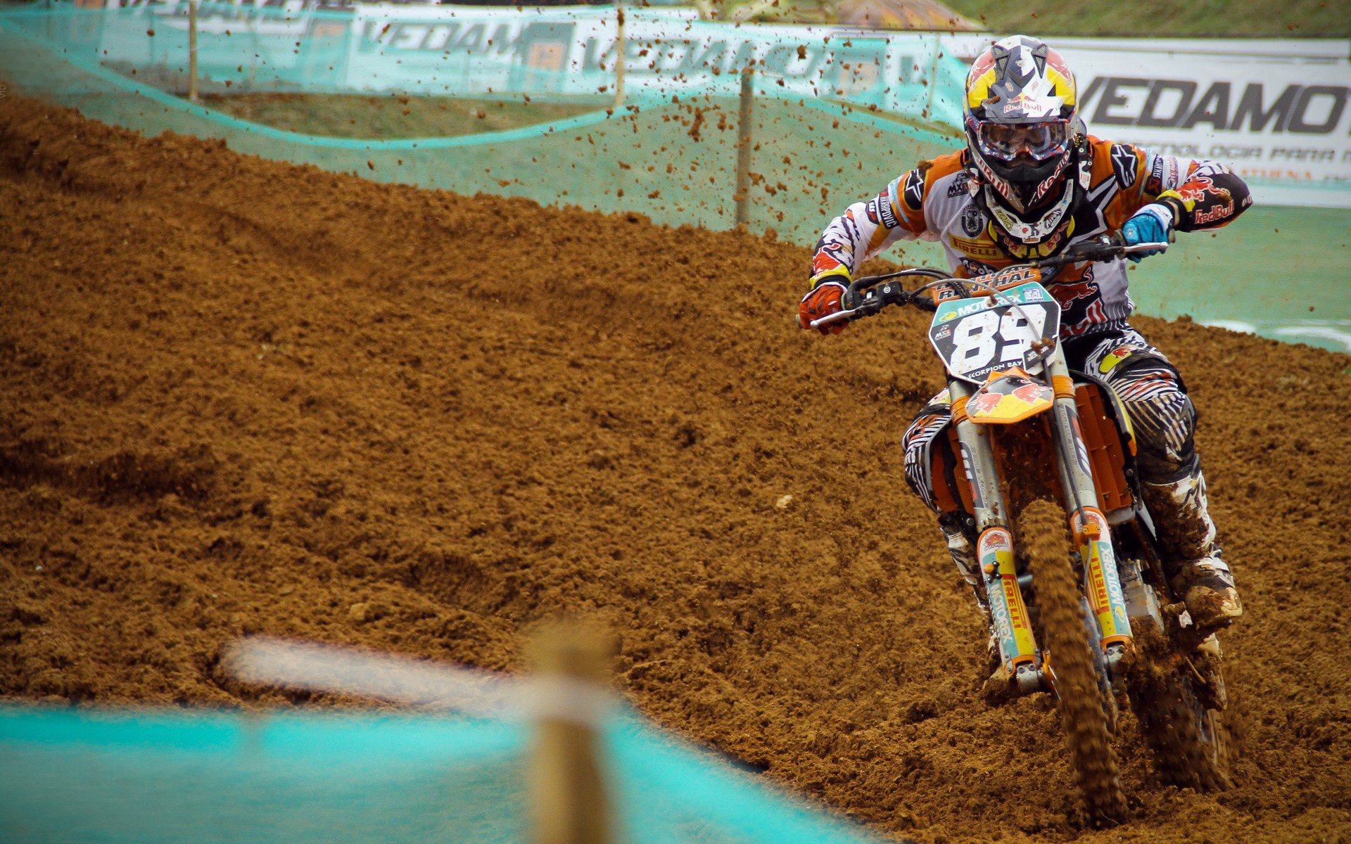 法老军团冷刀出鞘映衬王者归来，C罗美加墨赛场一役定鼎史诗